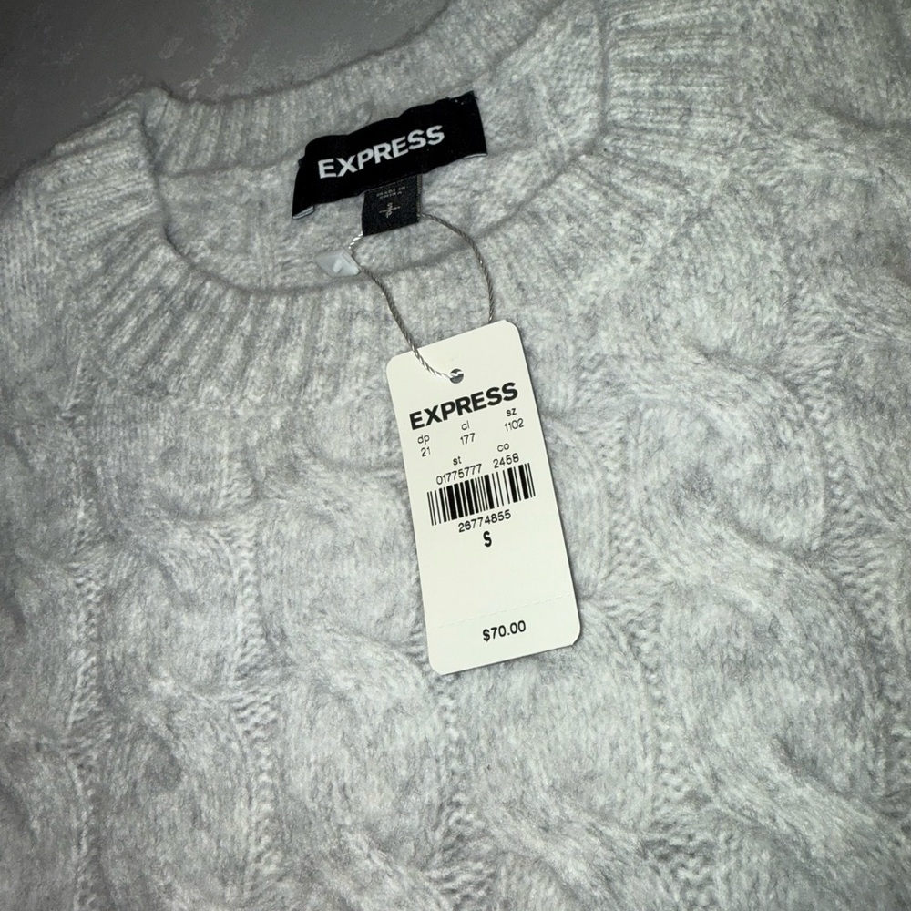 Light gray sweater - Picture 2 of 5
